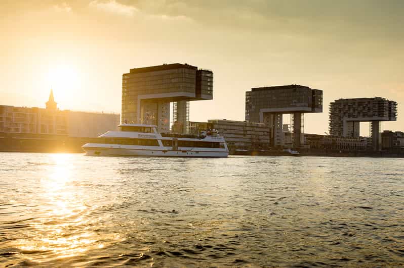 Cologne: 2-Hour Evening Cruise on the Rhine River - Music, drinks, and the mood of the evening
