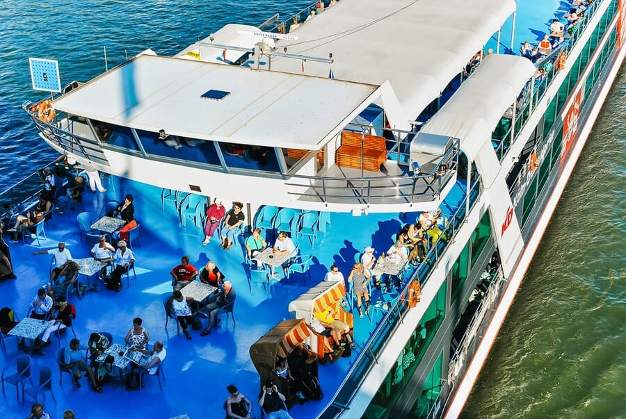 Cologne: Panoramic City Cruise - How much value do you get for $23?