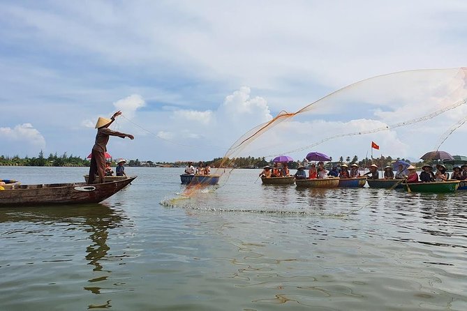 Cooking Class Hoi An:Local Market, Basket Boat, Fishing & Cooking - Four courses, eight foods, and a full meal