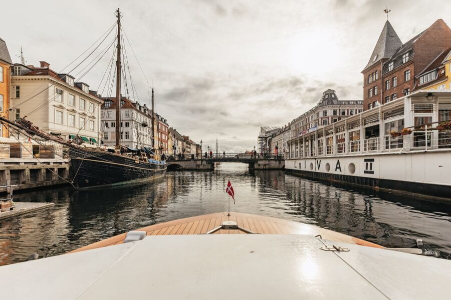 Copenhagen: Canal Cruise with Guide - Reffen and the working harbor