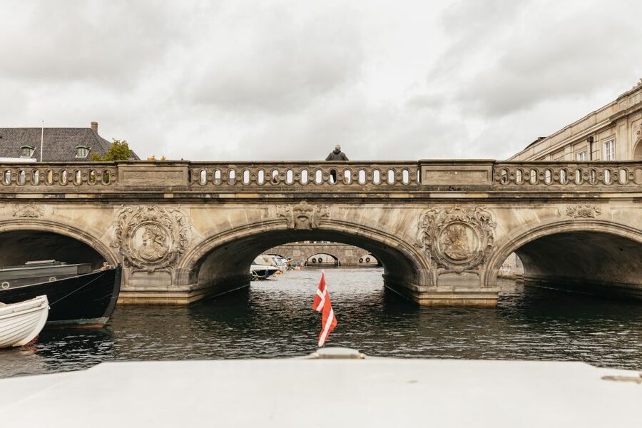 Copenhagen: Canal Cruise with Guide - Amalienborg gives you the royal view