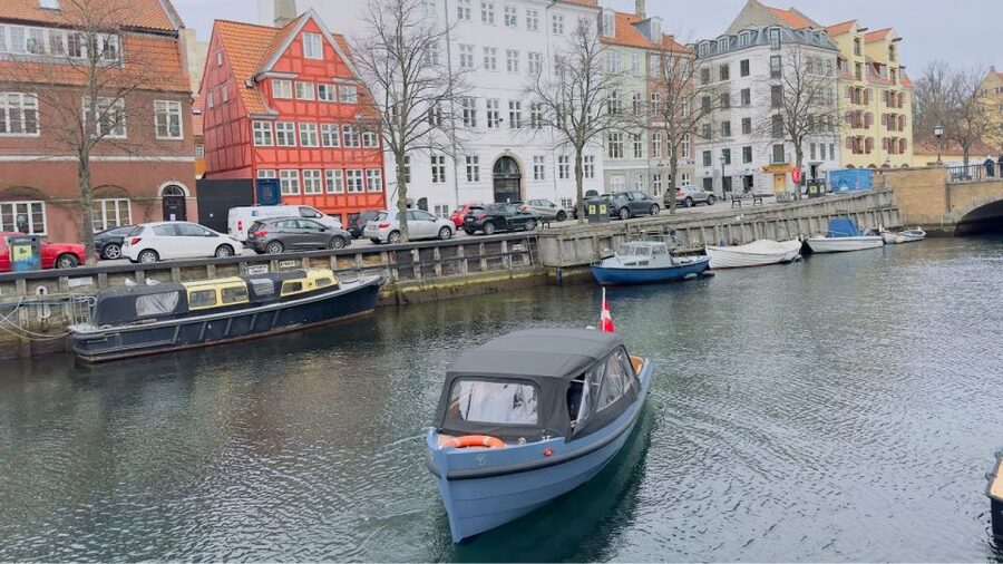 Copenhagen: Guided Canal Tour by Electric Boat - My take on the overall experience