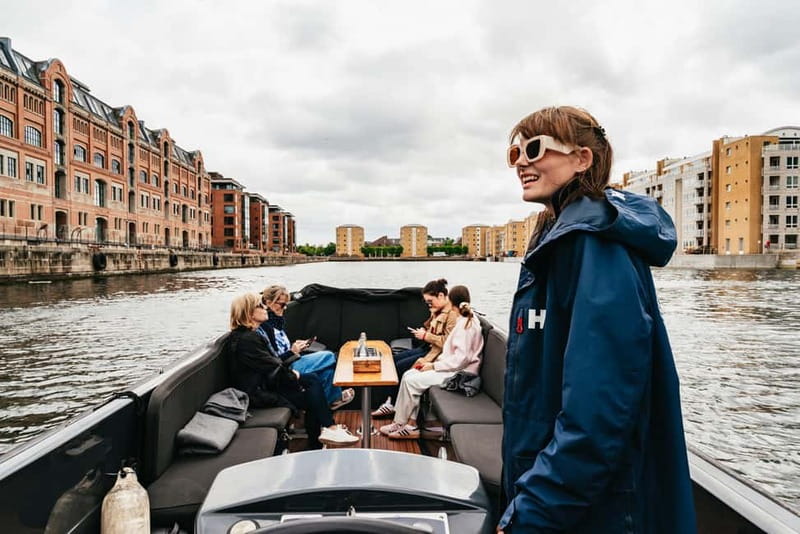 Copenhagen: Old Canals and Hidden Gems Social Boat Tour - Why this harbor tour feels different