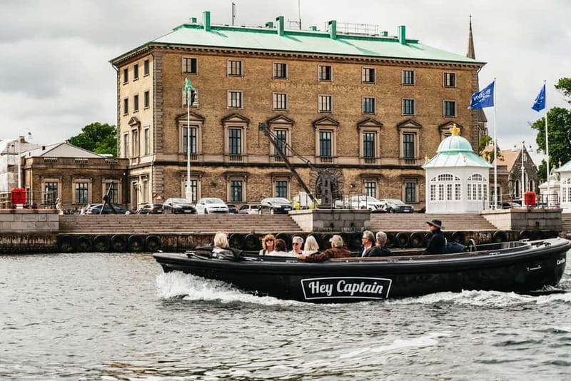 Copenhagen: Old Canals and Hidden Gems Social Boat Tour - Trekroner Fortress and the pause on the island