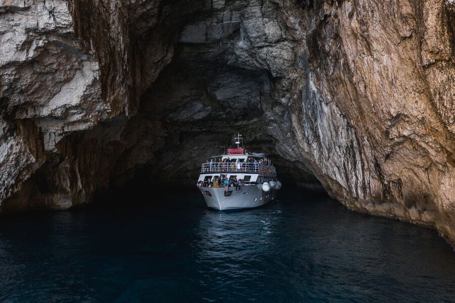 Corfu/Benitses/Lefkimmi: Paxos, Antipaxos, & Caves Cruise - What the Boat Day Feels Like