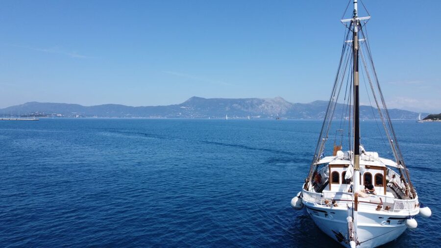 Corfu: Sunset Cruise on Classic Boat with Cocktails & Snacks - Music, conversation, and the changing mood