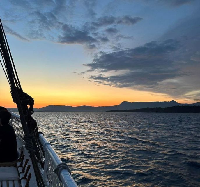 Corfu: Sunset Cruise on Classic Boat with Cocktails & Snacks - Reaching Pontikonissi and the sunset position
