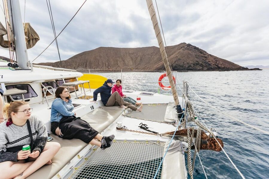 Corralejo: Lobos Island Catamaran Tour with Drinks & Snorkel - Paella, wine, and a relaxed hour on board