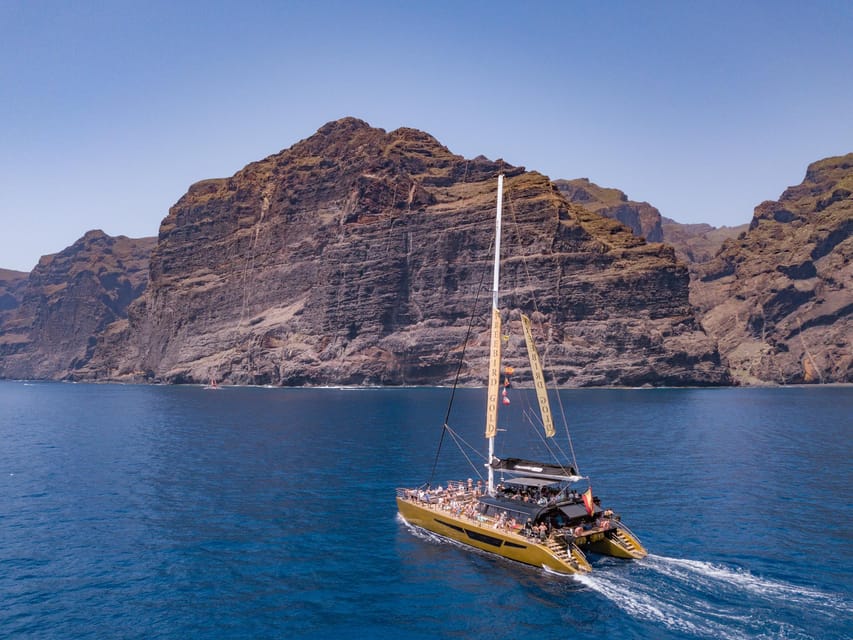 Costa Adeje: Masca and Los Gigantes Whale Watching Cruise - Lunch, drinks, and the onboard routine