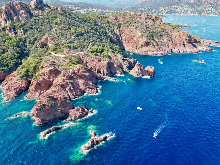 Côte d'Azur: Evening Catamaran Cruise with Aperitif - At a glance