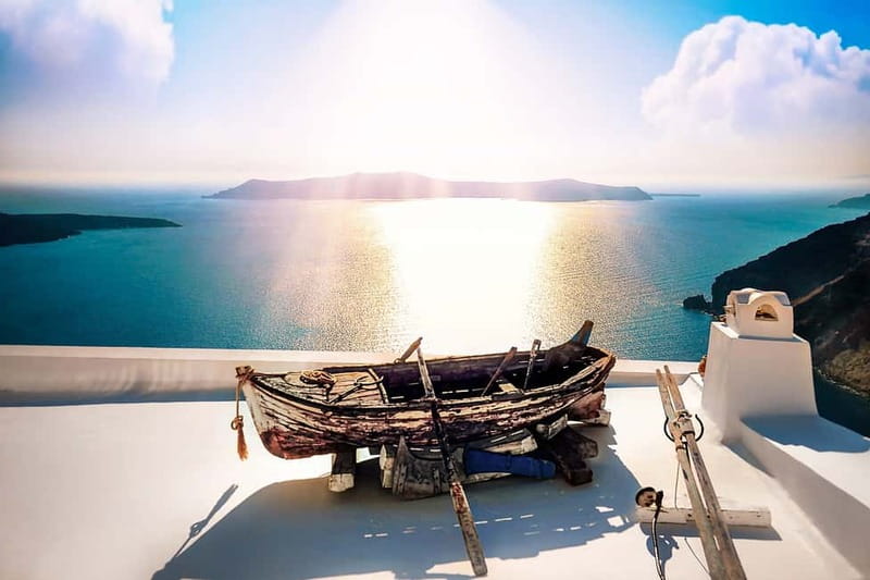 Crete: Santorini Day Trip with Fast Ferry Cruise - Fira: food, shops, and a wider choice of stops