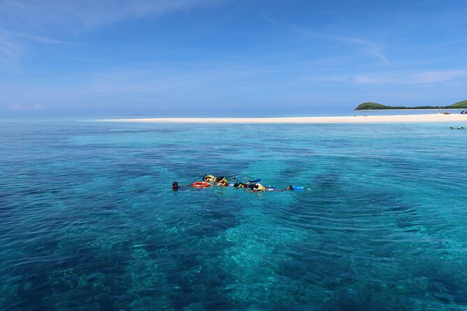 Cruisin Fiji: Authentic Fijian Day Cruise – Best Day in Fiji - Mana Sand Bar: a bright start in shallow water