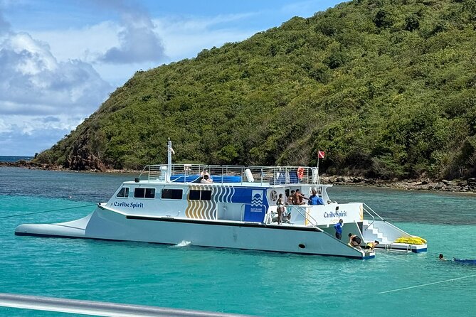 Culebra Snorkeling Tour by Catamaran from Fajardo - The first stop, Carlos Rosario or Luis Peña reef