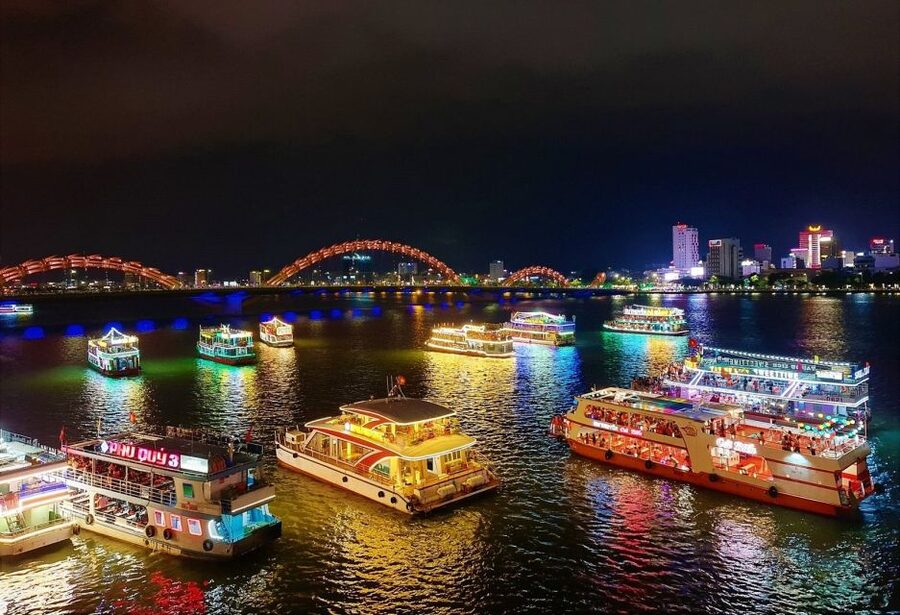 Da Nang: Han River Local Cruise by Night - Is the $6 price worth it?