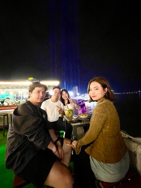 Da Nang: Han River Night Boat Trip with Show on Weekends - The Dragon Bridge fire and water show