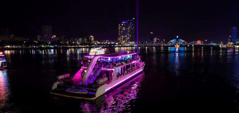 Da Nang: Poseidon Cruise with Dinner and Dragon Bridge Show - Check the sailing time before you pay