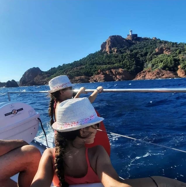 Denia: Cova Tallada Catamaran Tour and Swimming Stop - Sailing out of Denia toward Las Rotas
