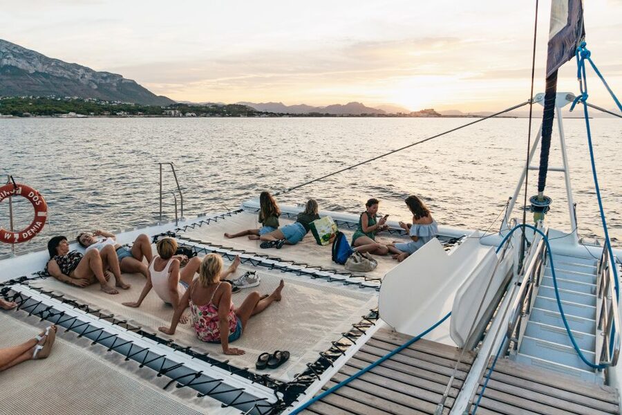 Dénia: Daytime or Sunset Catamaran Cruise - Choosing between daytime and sunset
