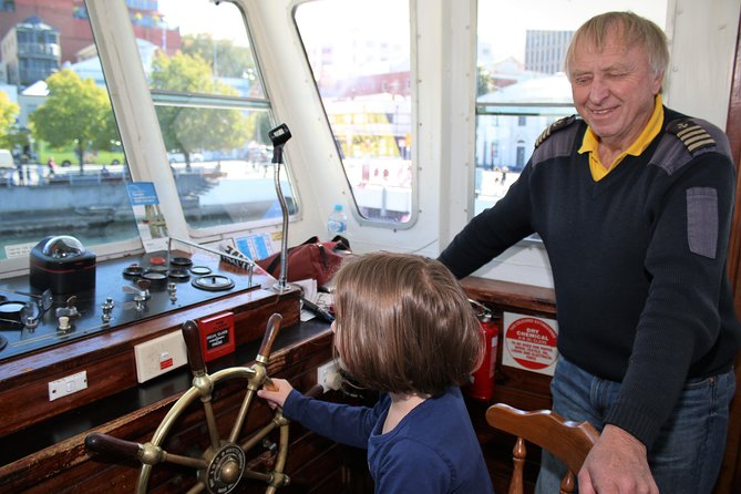 Derwent River Historic Harbour Cruise From Hobart - Choosing between one hour, lunch, and dinner