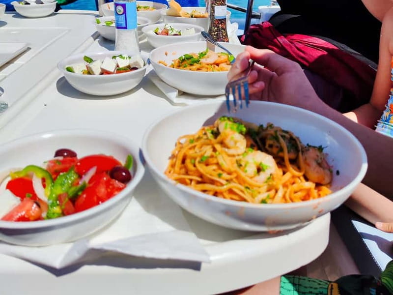 Dia Sailing Cruise With All-inclusive Meal And Drinks - Practical details that matter on the day