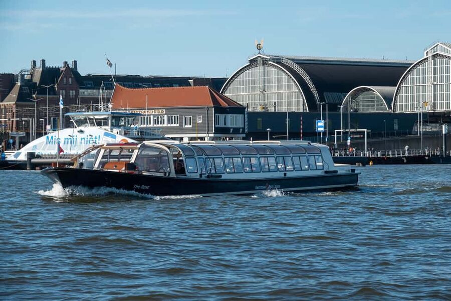 Discover Amsterdam: Luxury Canal Cruise with a Local Skipper - Prinsengracht and the classic canal houses