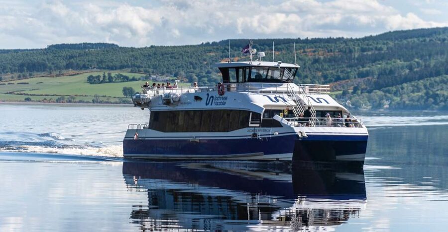 Dochgarroch: Loch Ness and Caledonian Canal 2-Hour Cruise - Entering Loch Ness and searching with sonar