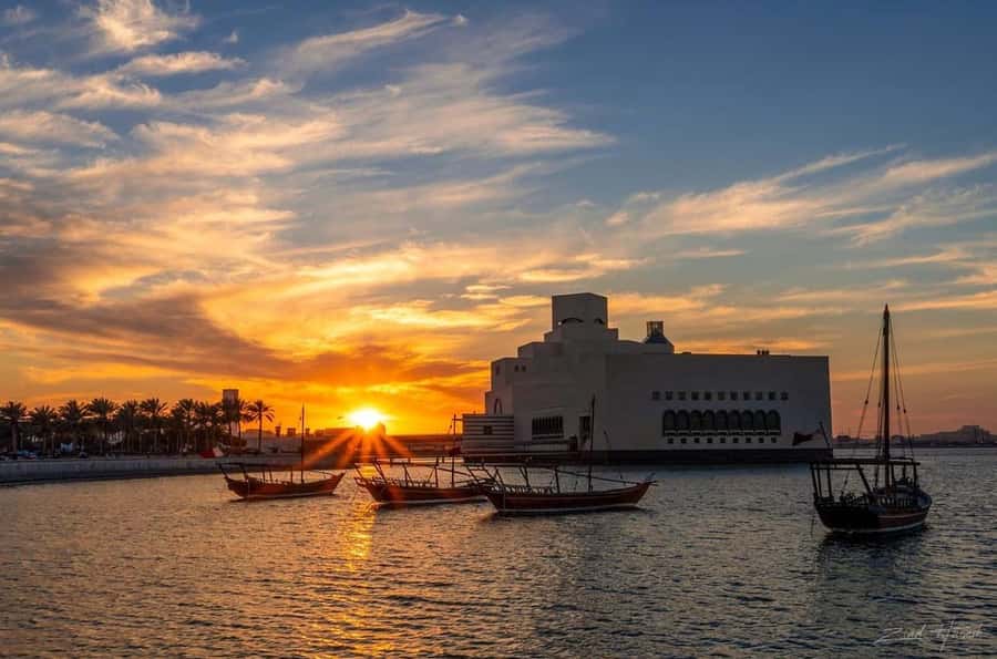 Doha: Traditional Dhow Cruise with Dinner Option - Arabic Qahwa sets the tone