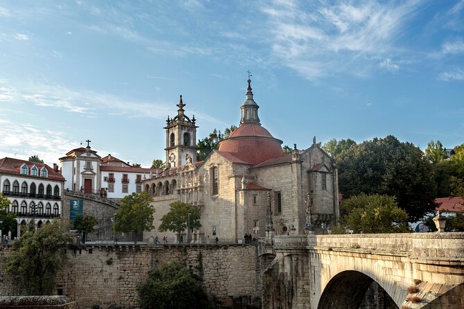 Douro Valley: Historical Sites, Wine Experience, Lunch & Cruise - The road from Porto to Amarante