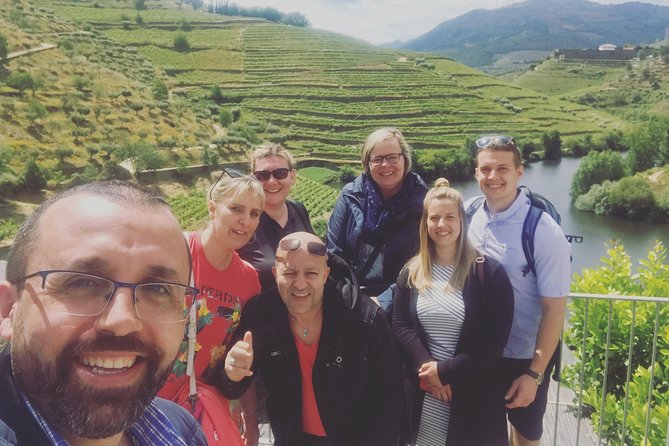 Douro Valley Tour: Wine Tasting, Cruise and Lunch from Porto - Why this day trip works from Porto