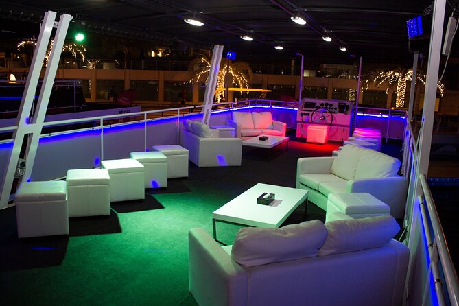 Dubai: 1-Hour Ain Boat Cruise - Sunset or nighttime: choosing your departure