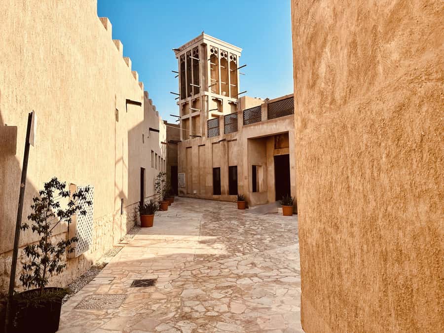 Dubai: Authentic Old Town, Souks, Tastings & Abra Boat Tour - Who Should Book This Old Dubai Tour?