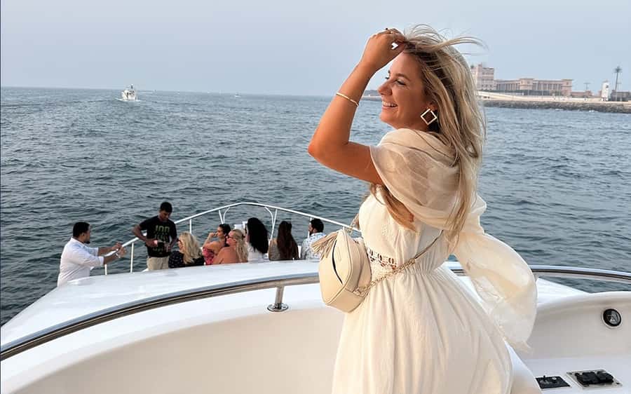 Dubai: Luxury Sunset Yacht Tour with Snacks and Drinks - Dubai Harbour and the First Open-Water Views