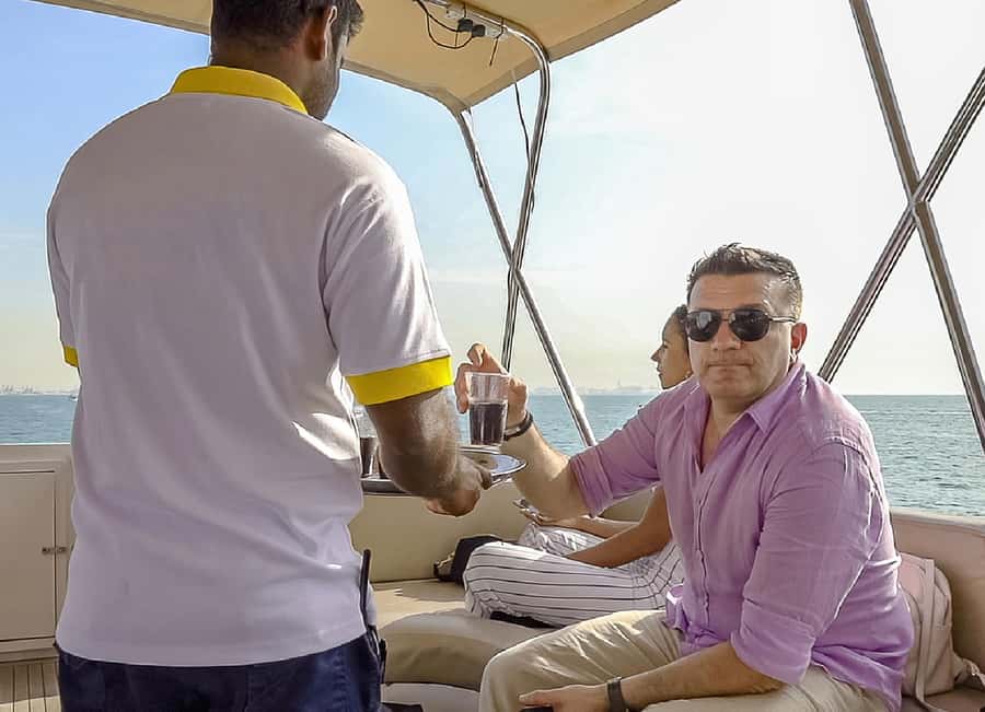 Dubai: Luxury Sunset Yacht Tour with Snacks and Drinks - JBR and Dubai Marina at Golden Hour