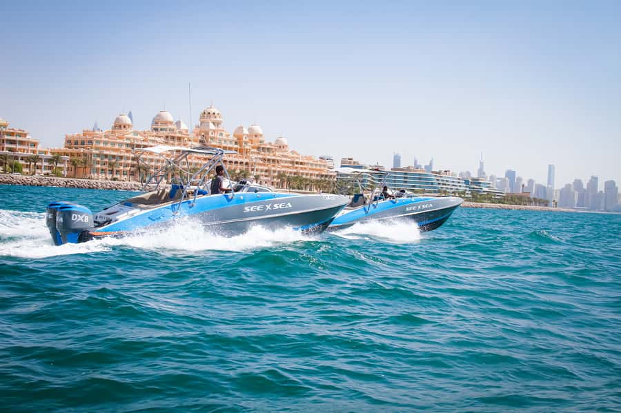 Dubai: Marina Private Boat Tour & Palm Jumeirah Sightseeing - Meeting point and practical planning