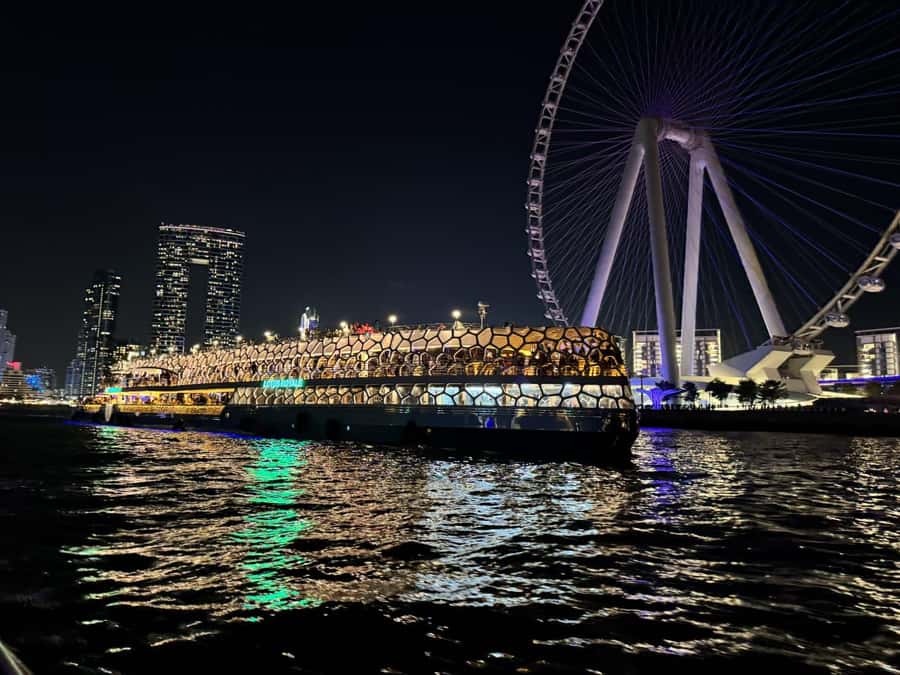 Dubai: Mega Yacht Dinner Cruise with Buffet - Dubai Marina is the best place to start