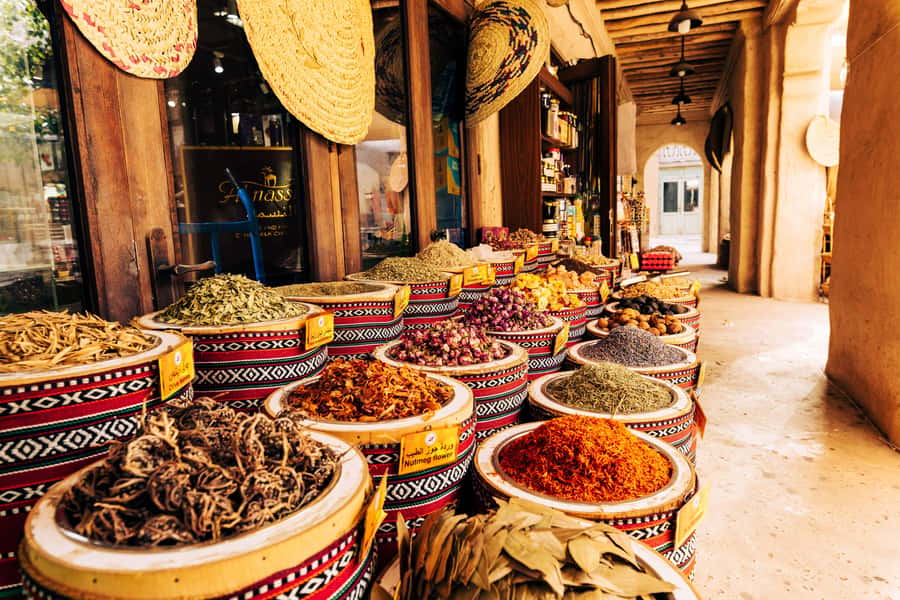 Dubai: Premium Old Town, Street Food, Souks & Boat Ride Tour - Why Old Dubai makes the better starting point