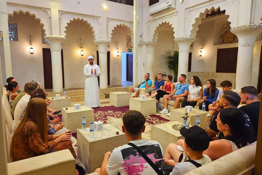 Dubai: Premium Old Town, Street Food, Souks & Boat Ride Tour - Walking through Al Fahidi’s lanes