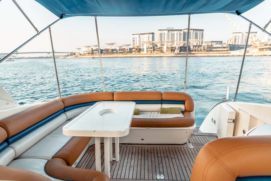 Dubai: Private Luxury Everest Yacht Cruise from Dubai Marina - Daylight, sunset, or evening?