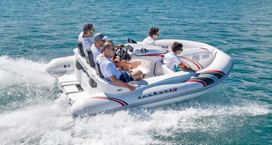 Dubai: Private Self-Drive SeaKart Jet Ski Boat Tour - Driving a SeaKart instead of sitting on a cruise