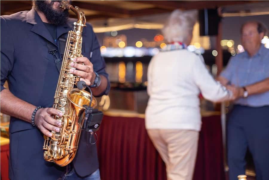 Dubai: Water Canal Cruise and La Perle Show with Dinner - What La Perle is like with a Silver Pass