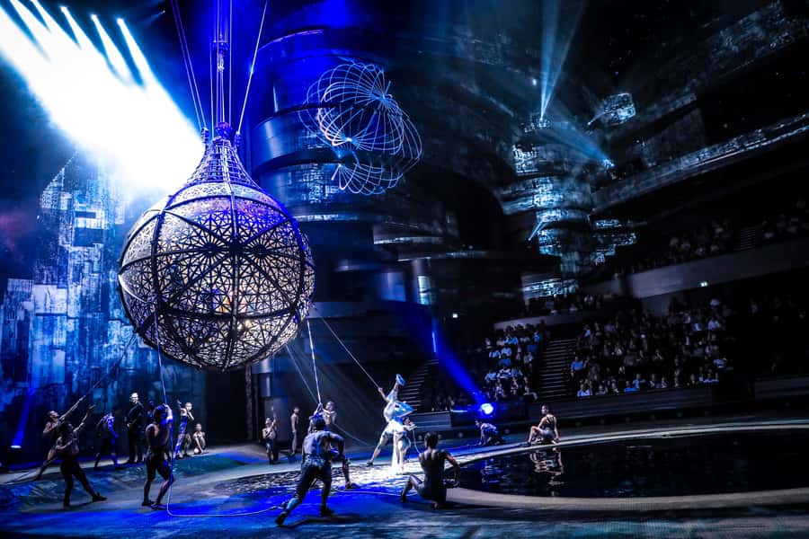 Dubai: Water Canal Cruise and La Perle Show with Dinner - How to prepare for a smoother evening
