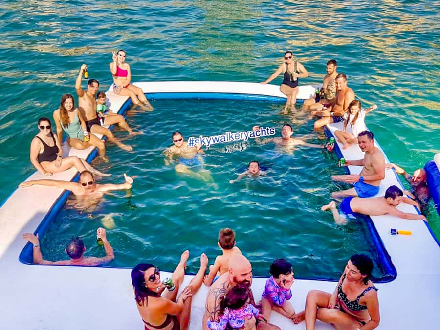 Dubai: Yacht Cruise with Swimming, Snorkeling and BBQ Lunch - Optional jet ski hire and other extras