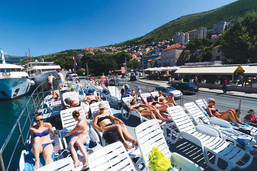 Dubrovnik: 3 Islands Fun Boat Trip with Drinks (FR, ES, EN) - Sipan offers history, olive trees, and less time