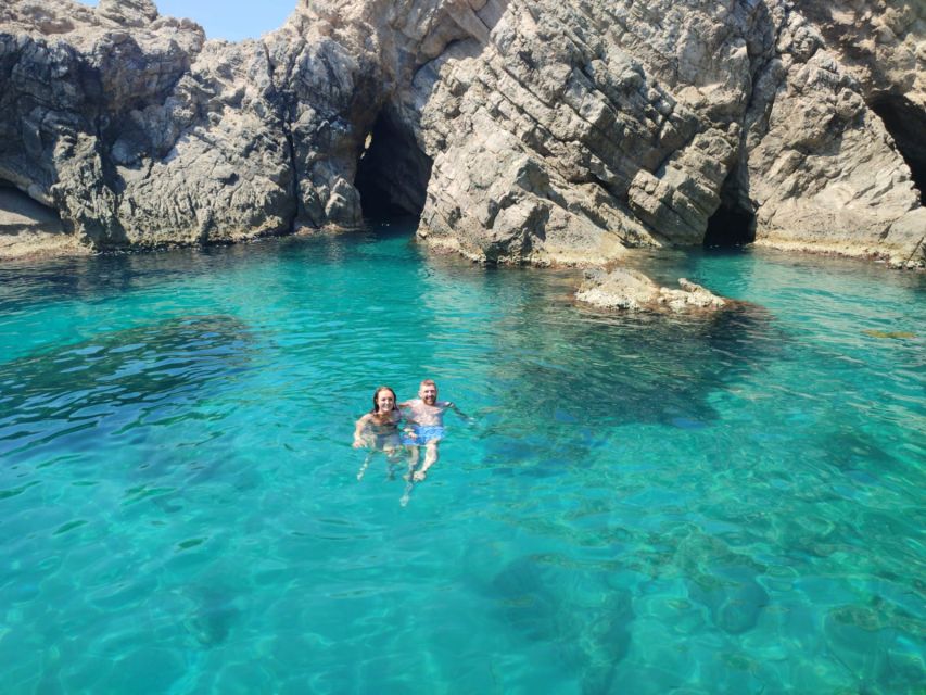 Dubrovnik: Blue Cave & Sunj Beach Boat Tour with Drinks - Šunj Beach and 90 minutes of breathing room