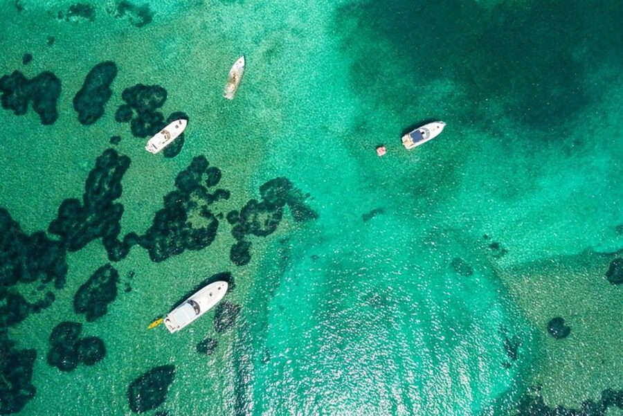 Dubrovnik: Blue & Green Caves Private Boat Tour with Drinks - A fast boat ride along Dubrovnik’s coast