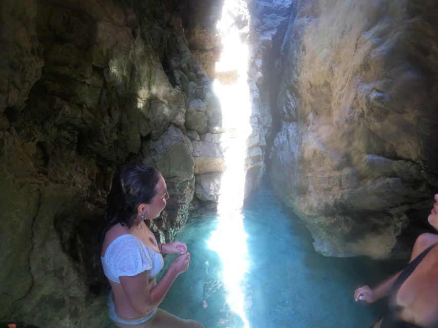 Dubrovnik: Blue & Green Caves Private Boat Tour with Drinks - Who will enjoy this tour most?