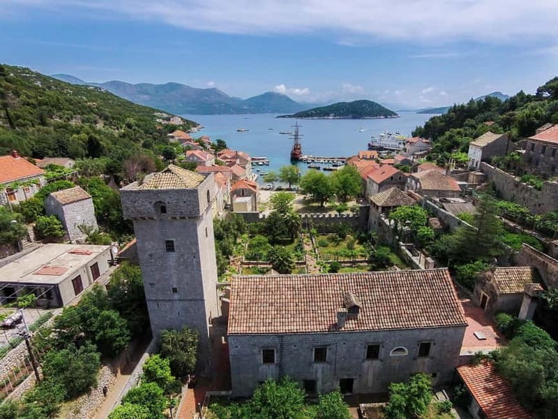 Dubrovnik: Elaphiti Island Luxury Pirate Ship Cruise - Lopud: the longest break and best swimming chance