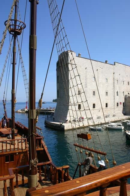Dubrovnik: Karaka - Game of Thrones Cruise & Walking Tour - Turning filming facts into a useful tour