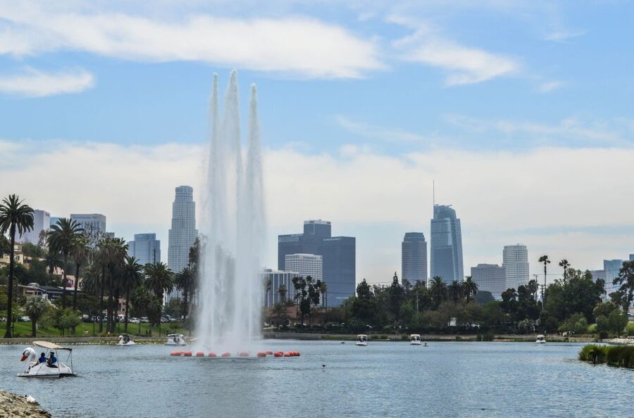 Echo Park Lake: Swan Pedal Boat Rental - How the staff affect the experience