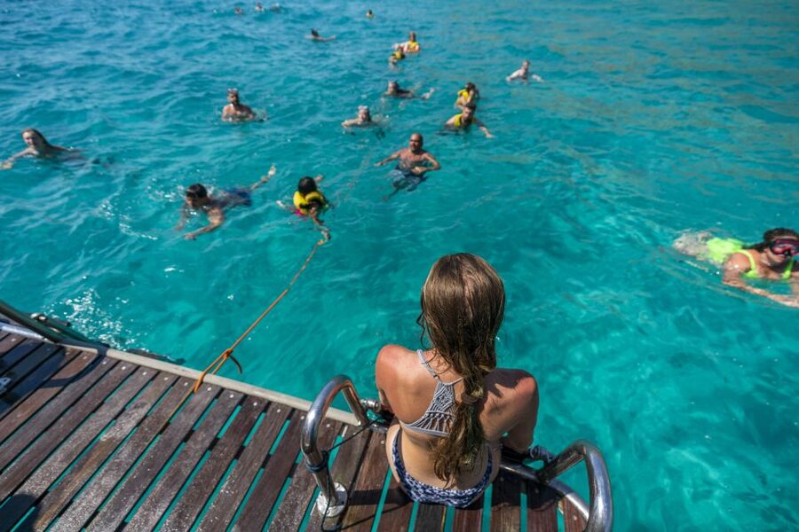 El Arenal, Mallorca: Bay of Palma Boat Tour with Snorkeling - Music, sun, and the onboard bar